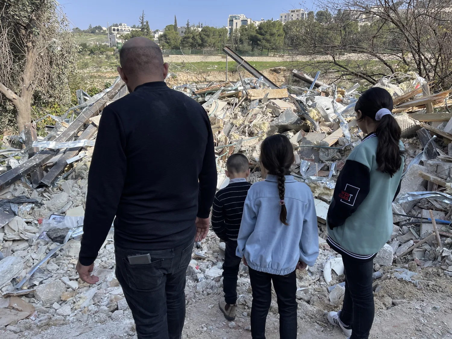 Filistinli Aile Kendi Evini Yıkmaya Zorlandı! İsrail’in Amacı Ne1