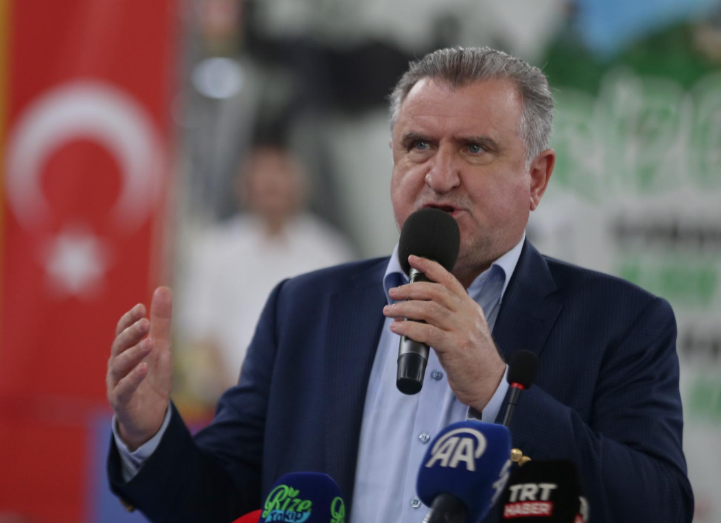 Karadeniz Hazar Ülkeleri Karate Şampiyonası Gençlik Spor Bakanı Osman Aşkın Bak