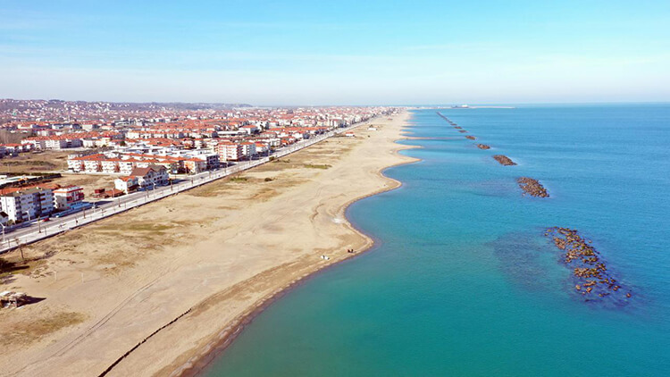 Karadeniz’e Kıyısı Olan Iki Ilde Denize Girmek Yasaklandı2