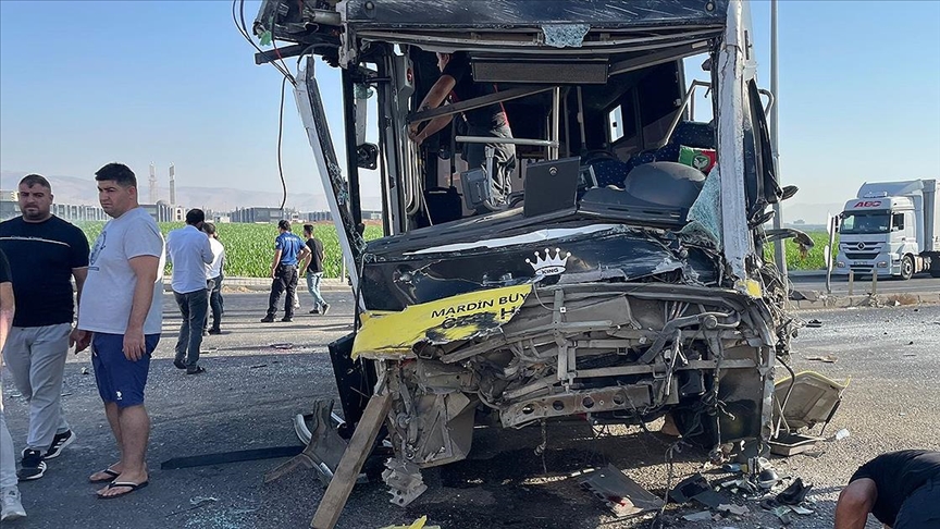 Mardin’de Feci Çarpışma Can Kaybı Ve Yaralılar Var