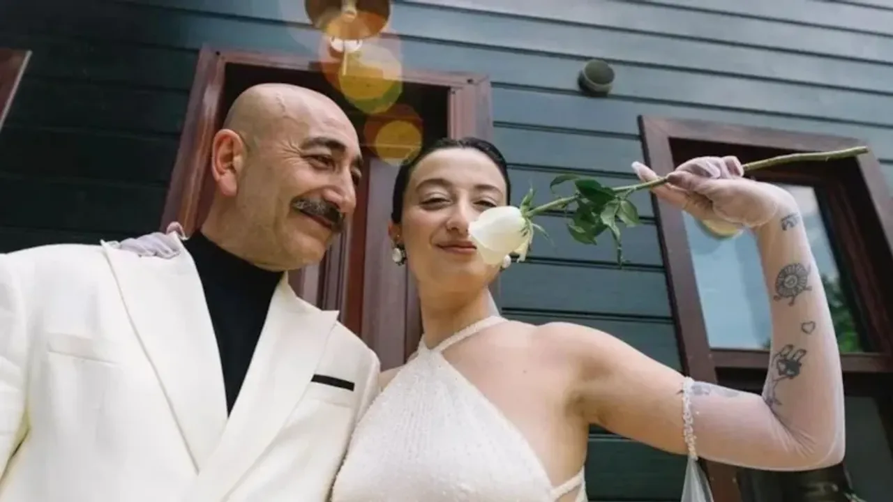 Melike Şahin Kimdir, Nerelidir Yaşı, Boyu, Burcu Ne Eşi, Ailesi Ve Hayatıyla Ilgili Tüm Detaylar 4