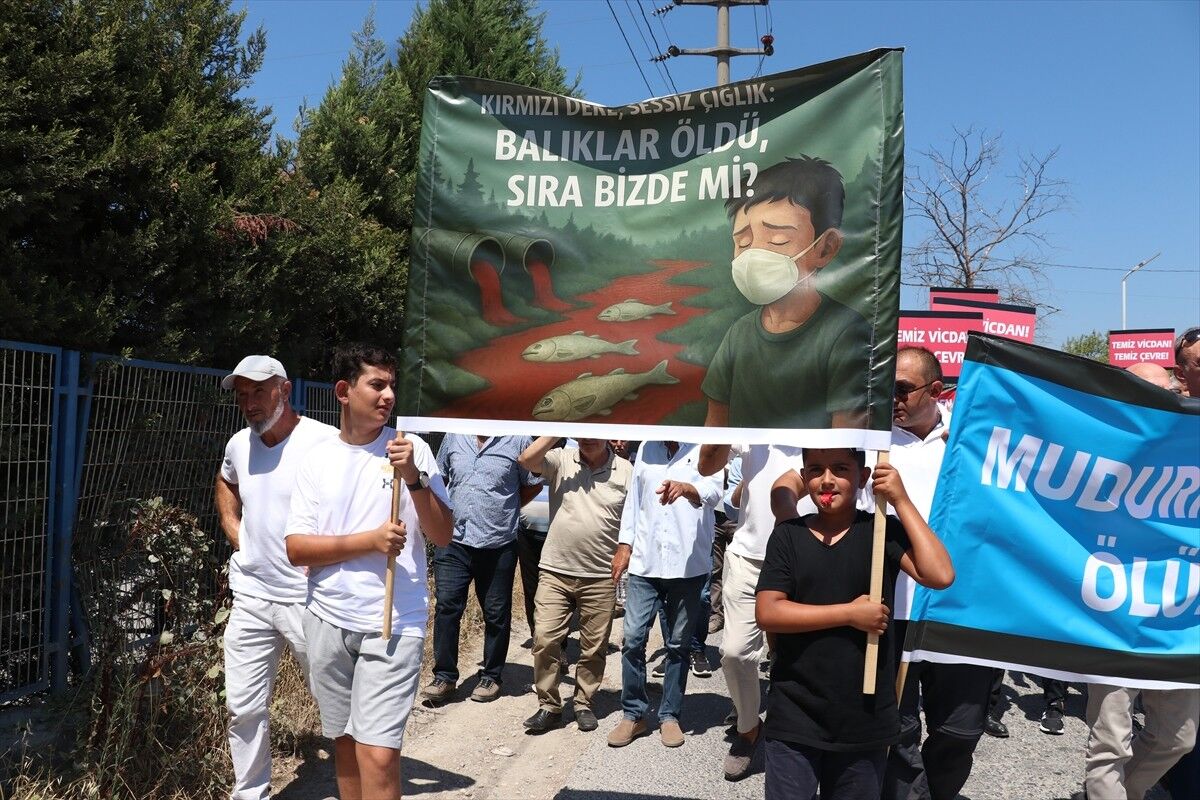Mudurnu Deresi’nde kirlilik isyanı: Halk sokağa döküldü