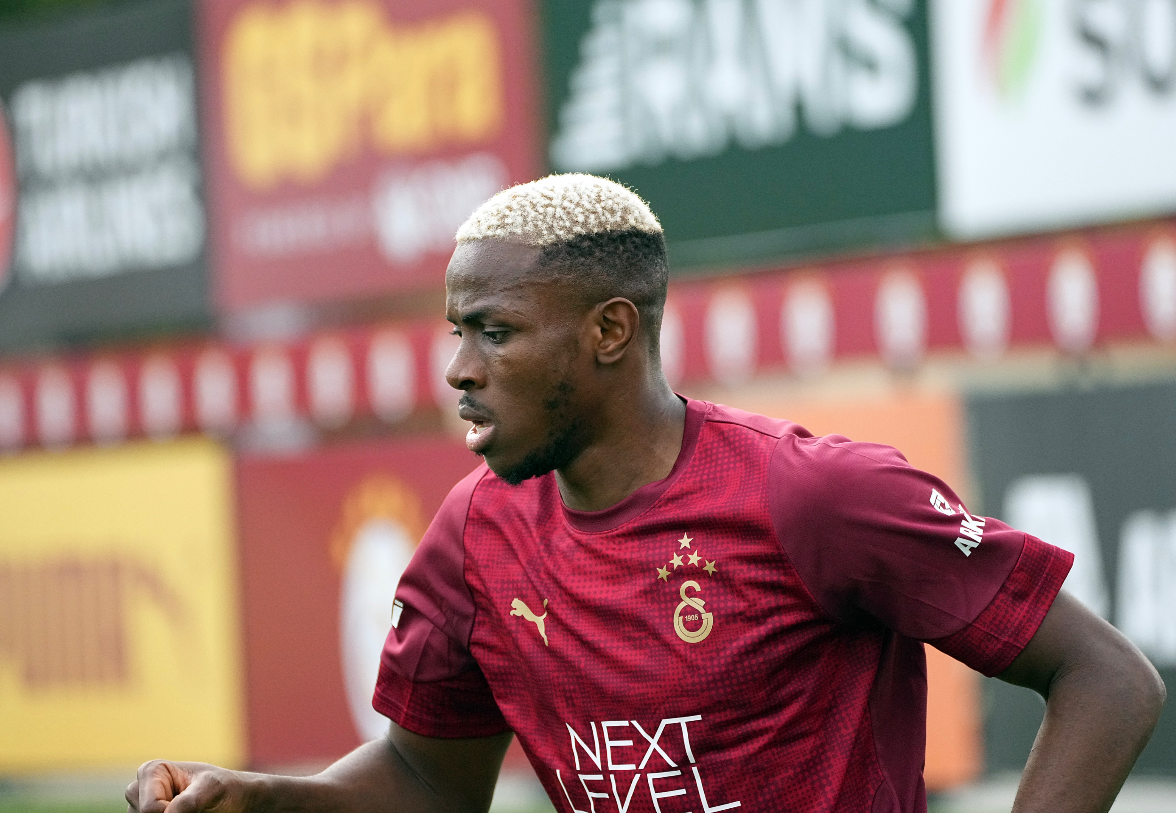 Osimhen Galatasaray Ilk Idman2