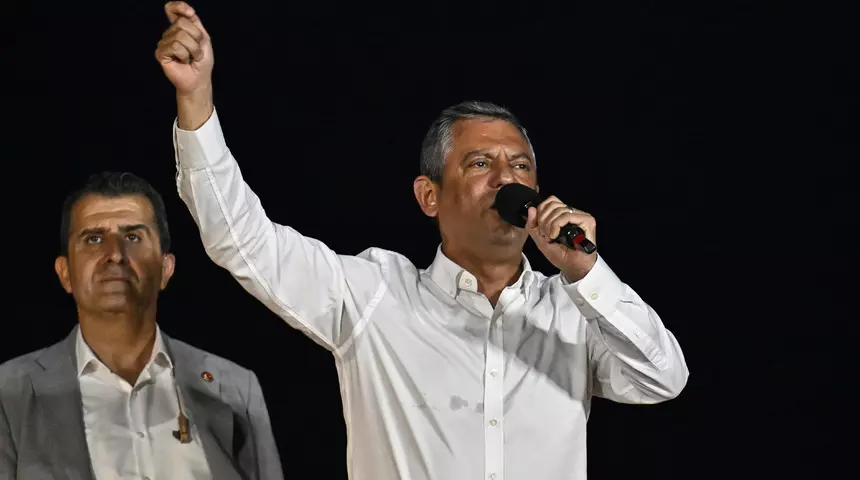 Özgür Özel’in Ismini Verdiği Avukat Gözaltına Alındı1