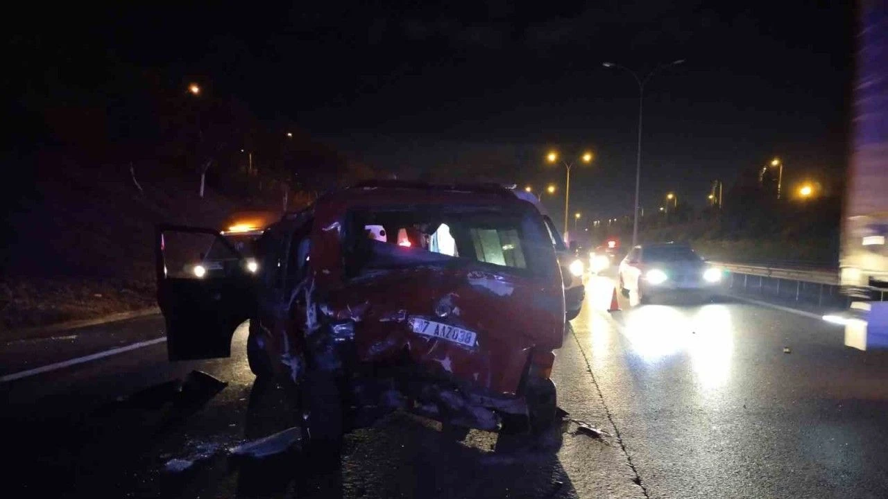 Tem’de Minibüs Faciası 9 Kişi Yaralandı1