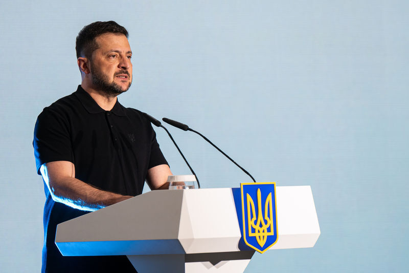 Zelenskiy “Rusya’ya Baskı Yapılmalı”