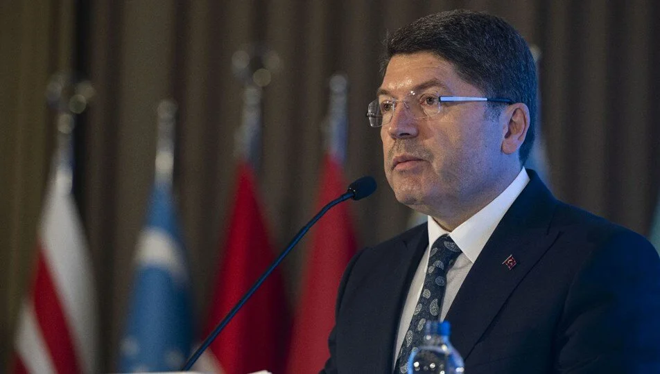 Adalet Bakanı Tunç Chp Uyarı