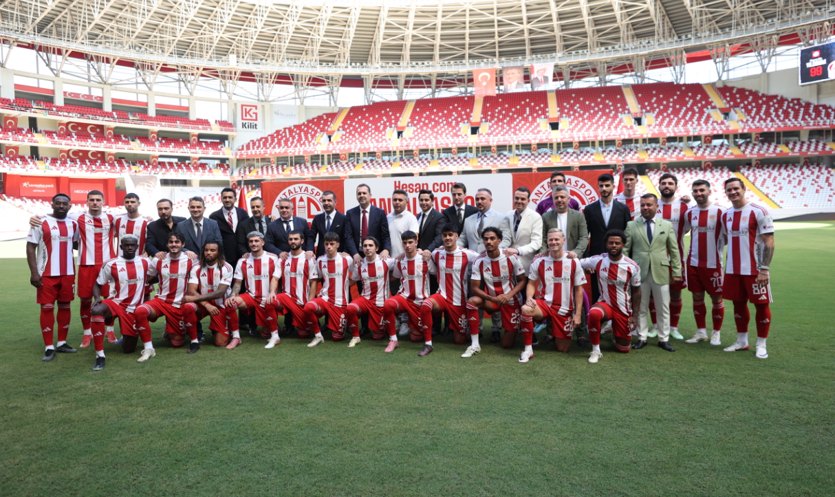 Antalyaspor Transferlerini Tanıttı