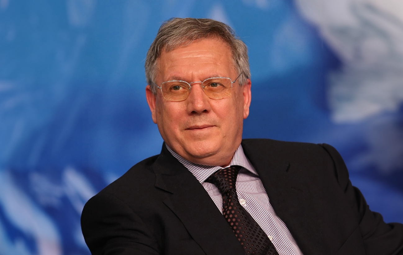 Aziz Yıldırım-7
