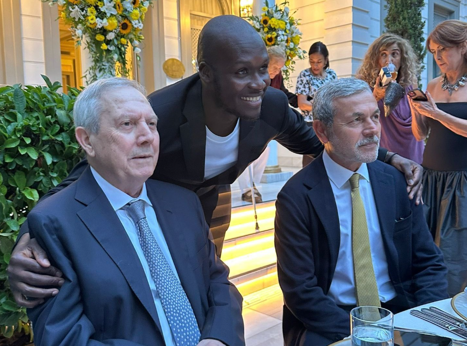 Aziz Yıldırım Aykut Kocaman Moussa Sow