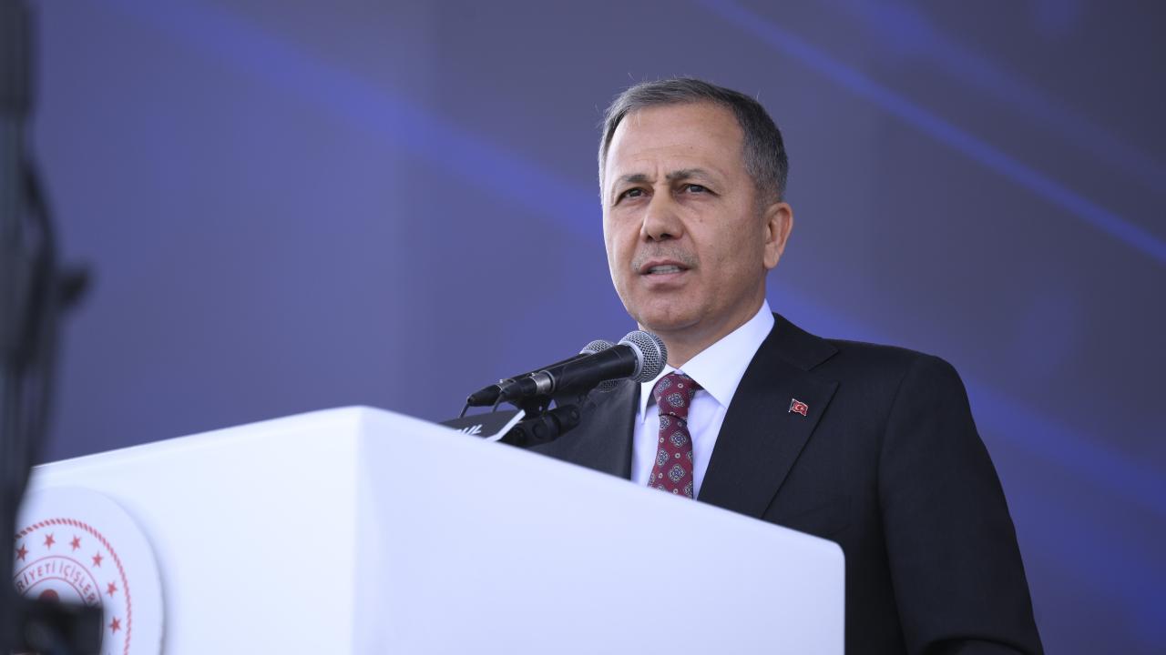 Bakan Yerlikaya Emniyet’teki Atamalarla Ilgili Açıklama Yaptı!1
