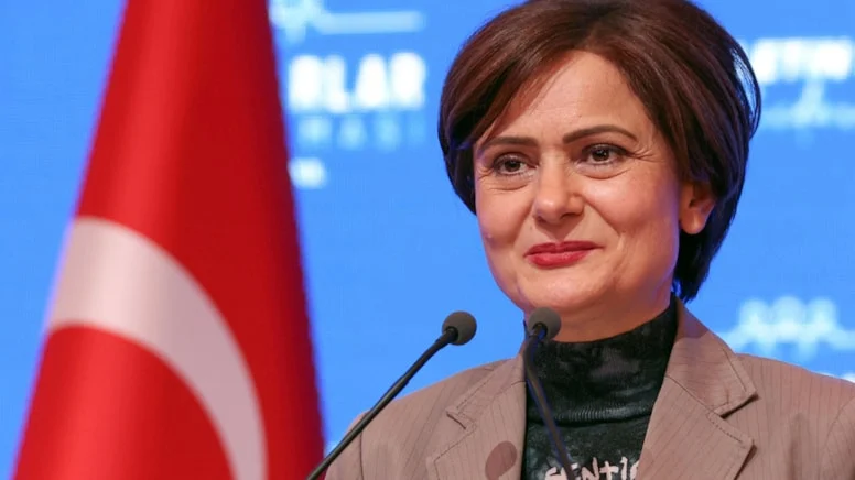 Chp’de Kayyım Krizi Gürsel Tekin Eski Başkanlarla Il Binasına Gidecek1