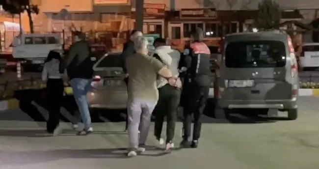 Çorum’daki Petshop Dükkanında Akılalmaz Olay! 1 Ölü, 4 Gözaltı1