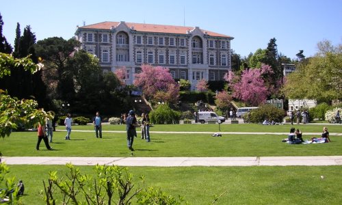 Cumhurbaşkanı Imzasıyla Bazı Fakülte Ve Yüksekokullar Kapatıldı2