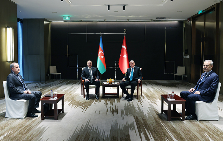 Cumhurbaşkanı Tayyip Erdoğan Ve Azerbaycan Cumhurbaşkanı Buluştu! Masada Neler Konuşuldu2