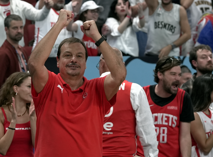 Ergin Ataman 2-1
