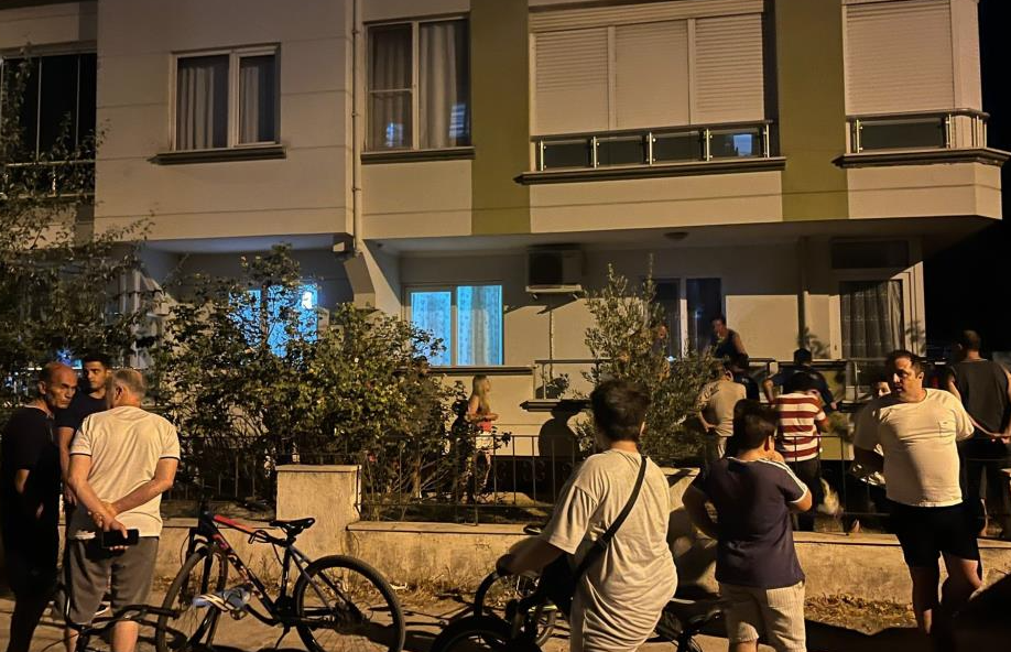 Gonca Köksal Aras Molotof