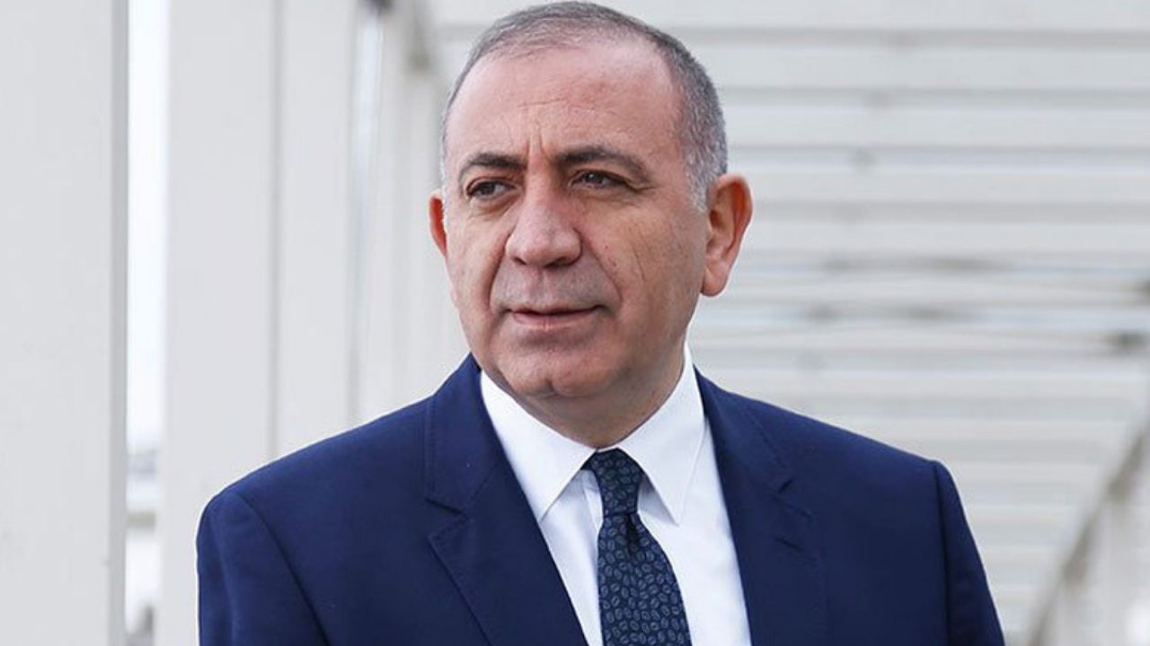 Gürsel Tekin'den Görevi Devretmem Açıklaması