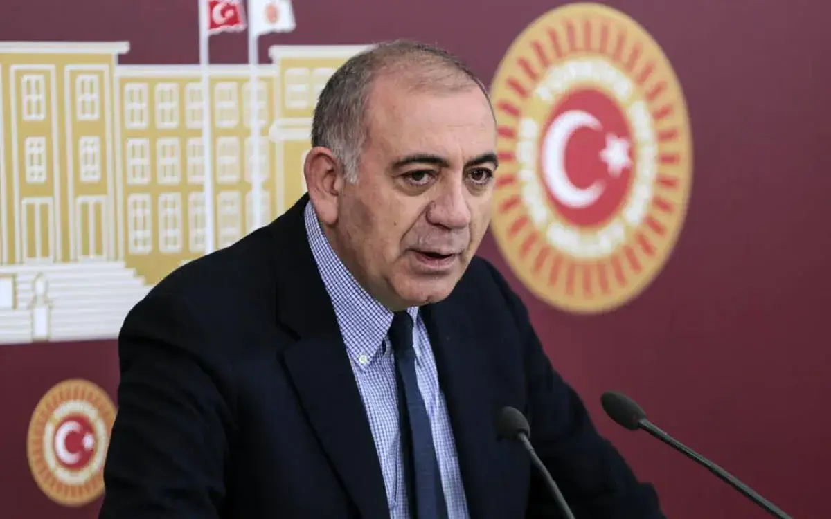 Gürsel Tekin'den Görevi Devretmem Açıklaması2