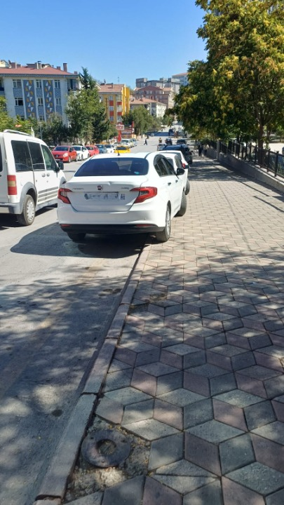 Kaldırım Trafik 2