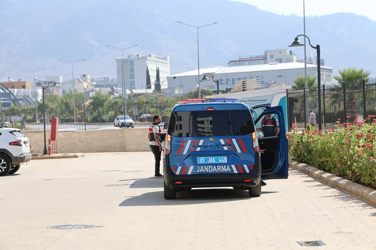 Kozan’ı Sarsan Olay 69 Yaşındaki Cinsel Istismarcı Tutuklandı