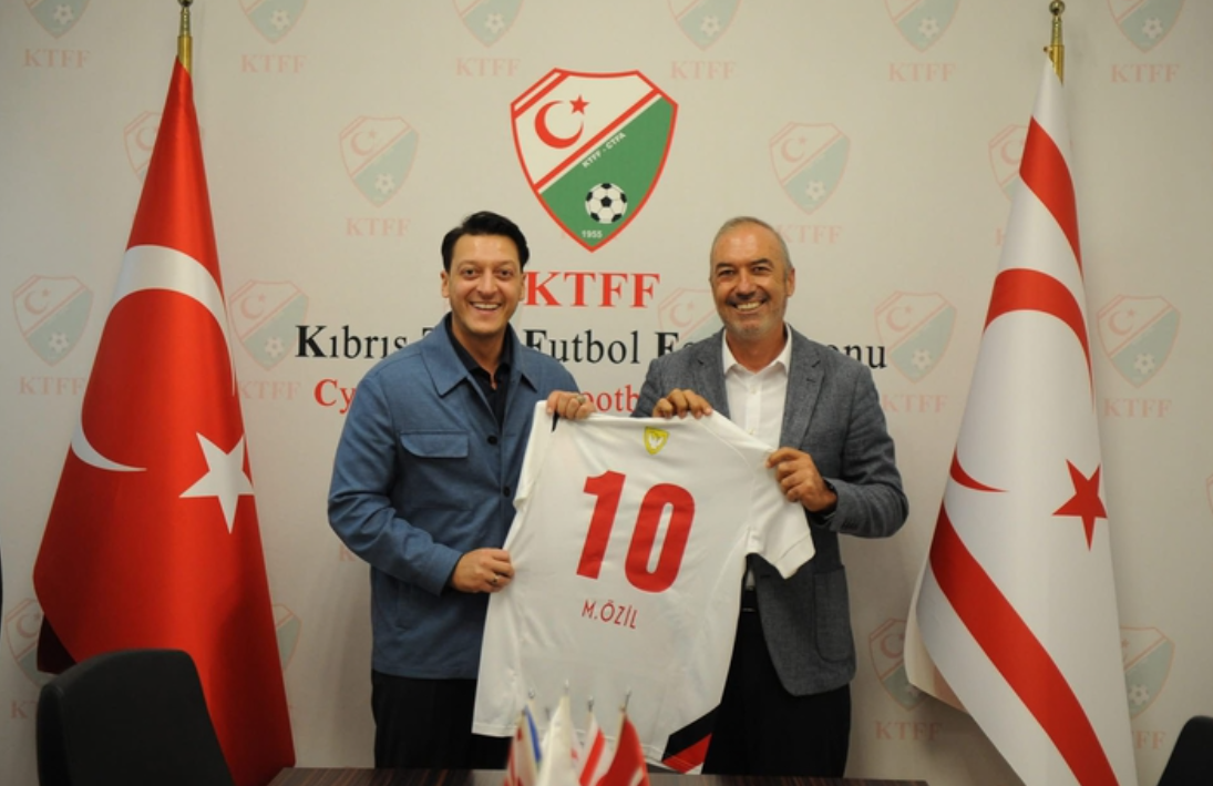 Mesut Özil Kktcff