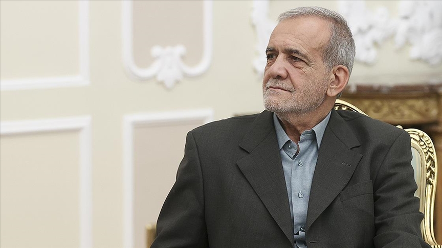 Mesut Pezeşkiyan Iran