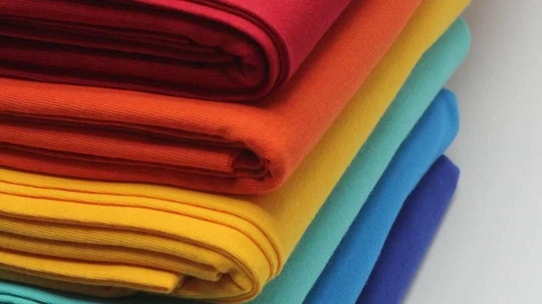Polyester Kumaş Nedir, Özellikleri Neler Kullanım Alanları Hakkında Detaylı Bilgi2