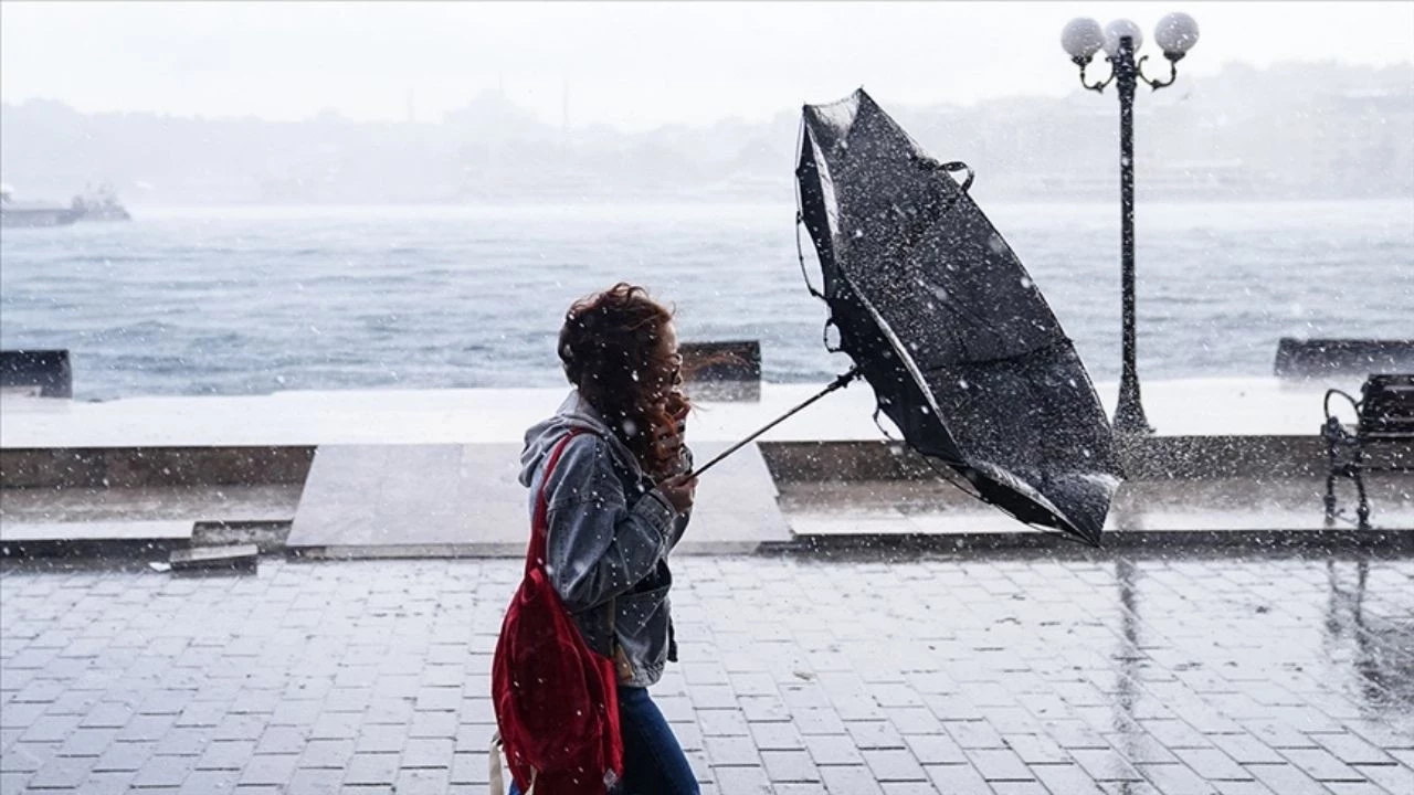 Şemsiyesiz Çıkmayın 17 Kentte Şiddetli Yağış Bekleniyor3