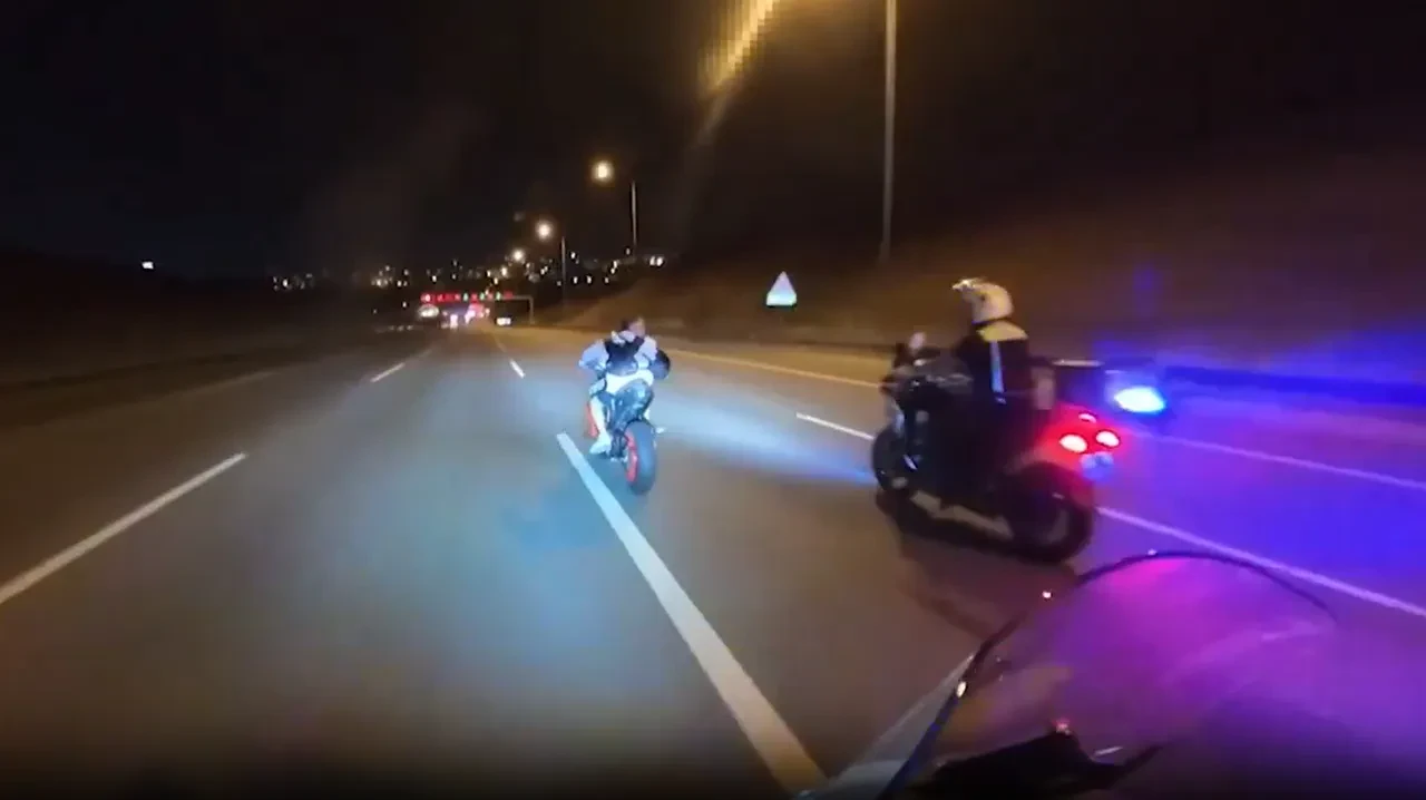 Trafik Canavarları Polise Takıldı 17 Motosikletli Yakalandı