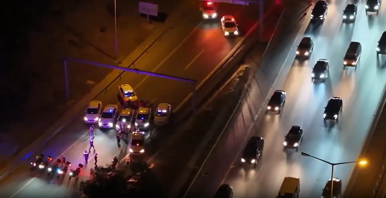Trafik Canavarları Polise Takıldı 17 Motosikletli Yakalandı2