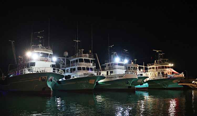 Vira Bismillah! Balıkçılar Denize Açıldı2