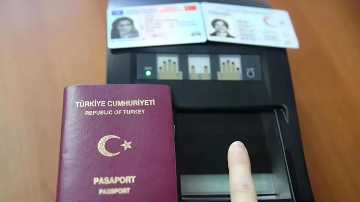 Yabancılara Sahte Vatandaşlık Sağlayan Çete Çökertildi
