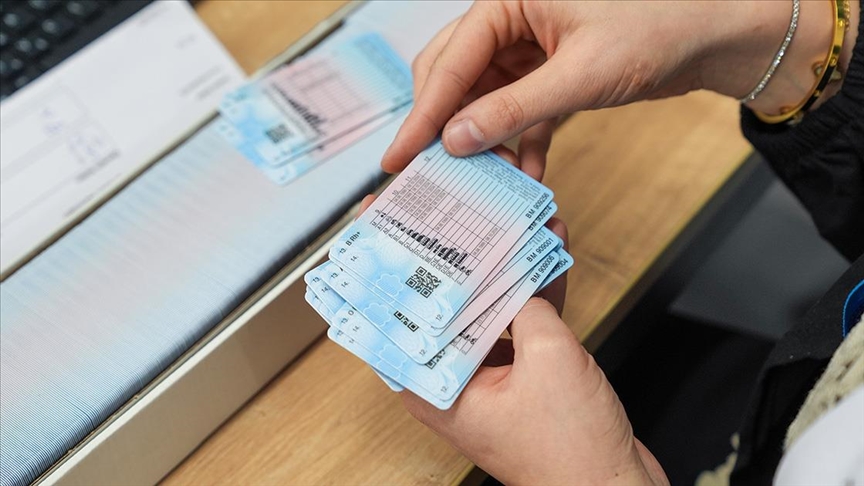 1 Kasım’dan Sonra Eski Tip Ehliyetler Geçersiz Olacak