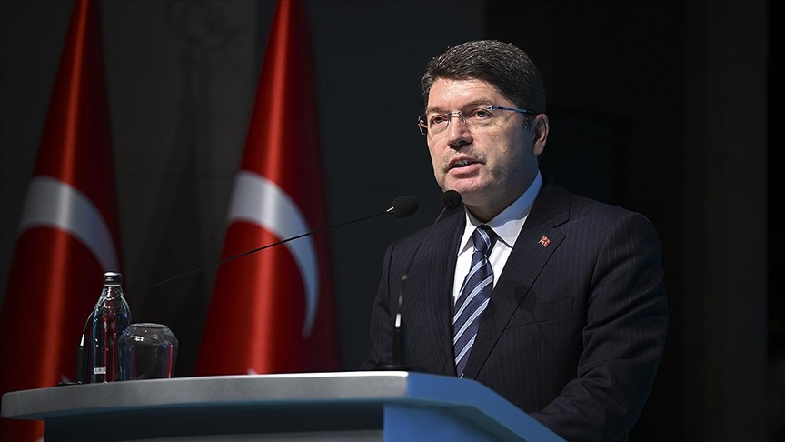Adalet Bakanı Tunç'tan Müjde Hâkim Ve Savcı Yardımcıları Alınacak