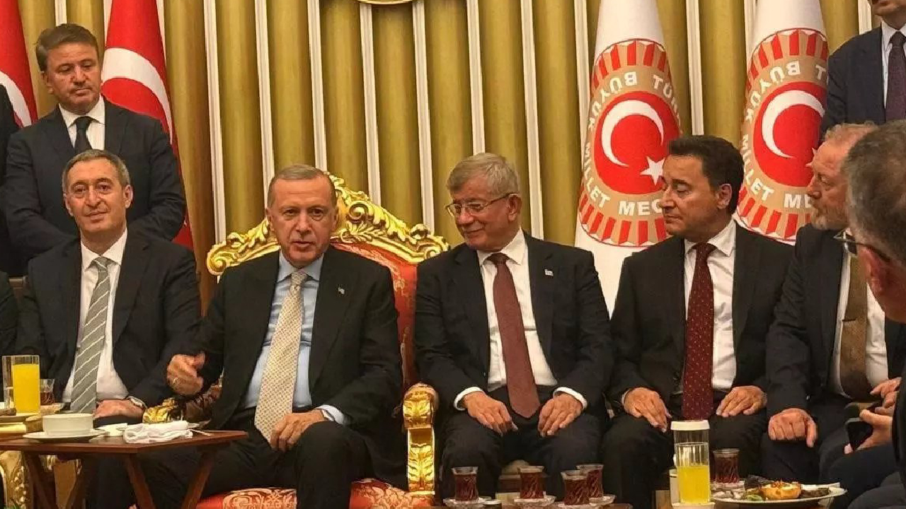 Ahmet Davutoğlu Erdoğan