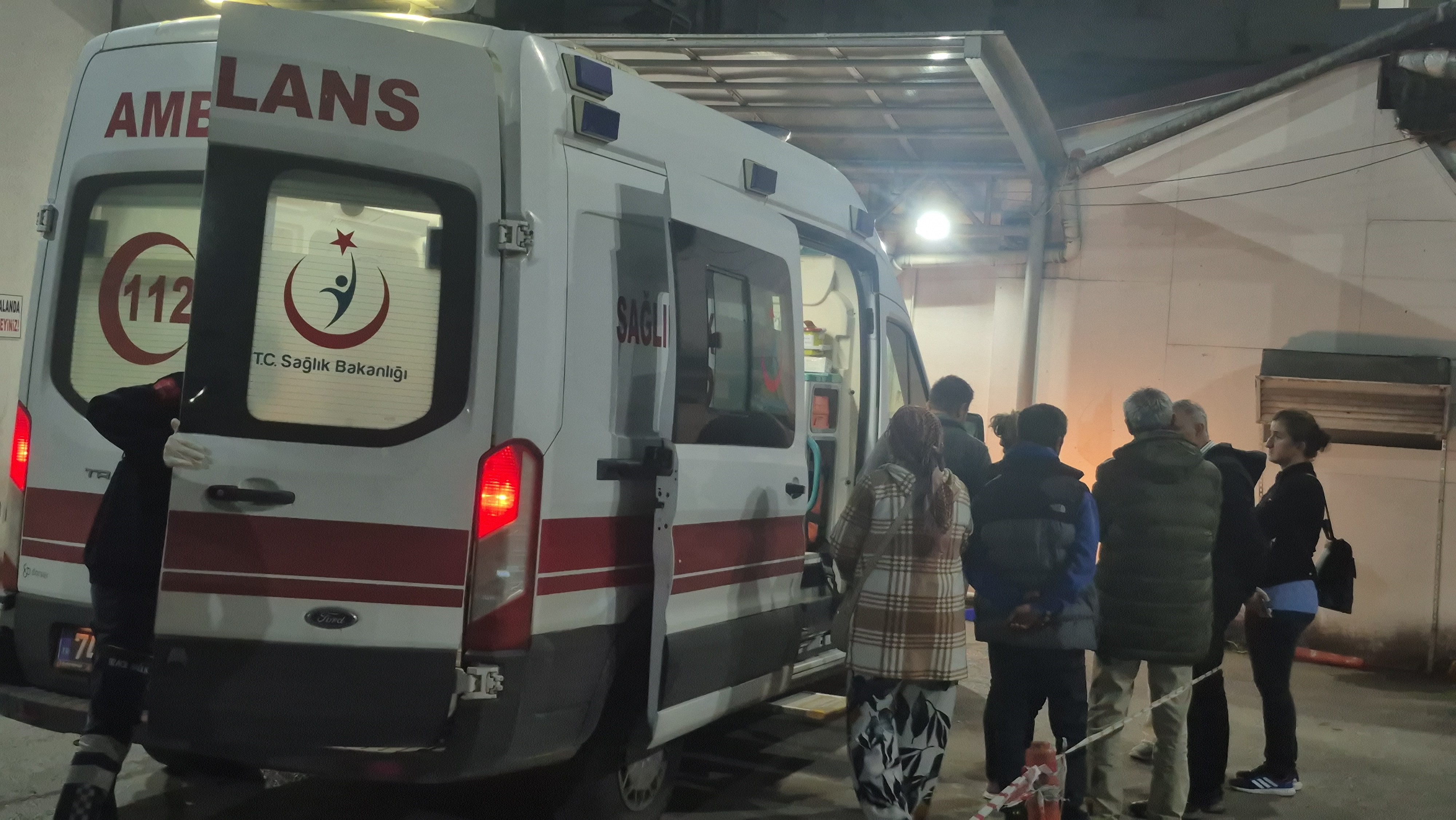 Bartın’da Kauçuk Fabrikasında Gaz Sızıntısı 32 Işçi Zehirlendi