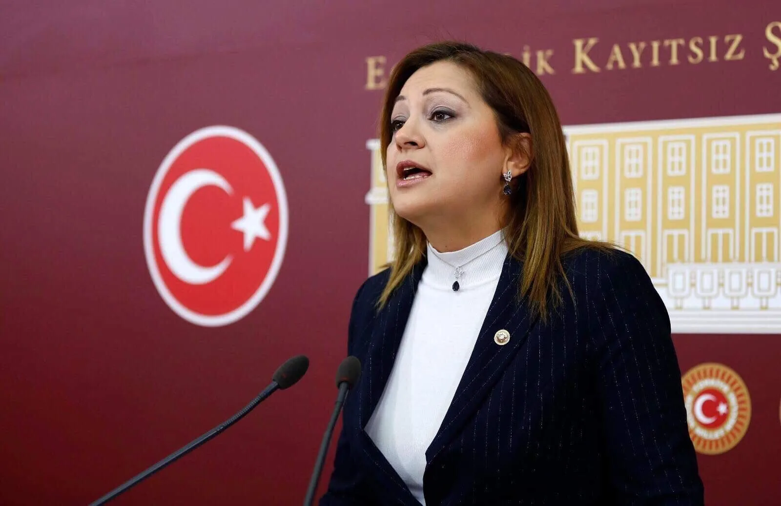 Burcu Köksal’dan Açıklama Geldi Hiçbir Yere Gitmiyorum
