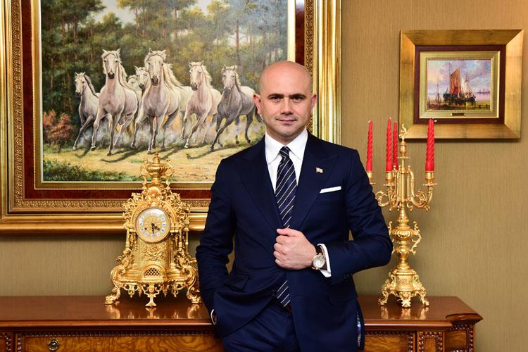 Cihan Ekşioğlu Kimdir