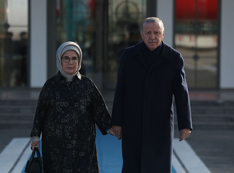 Cumhurbaşkanı Erdoğan, Resmi Ziyarette Bulunmak Üzere Kuveyt'te