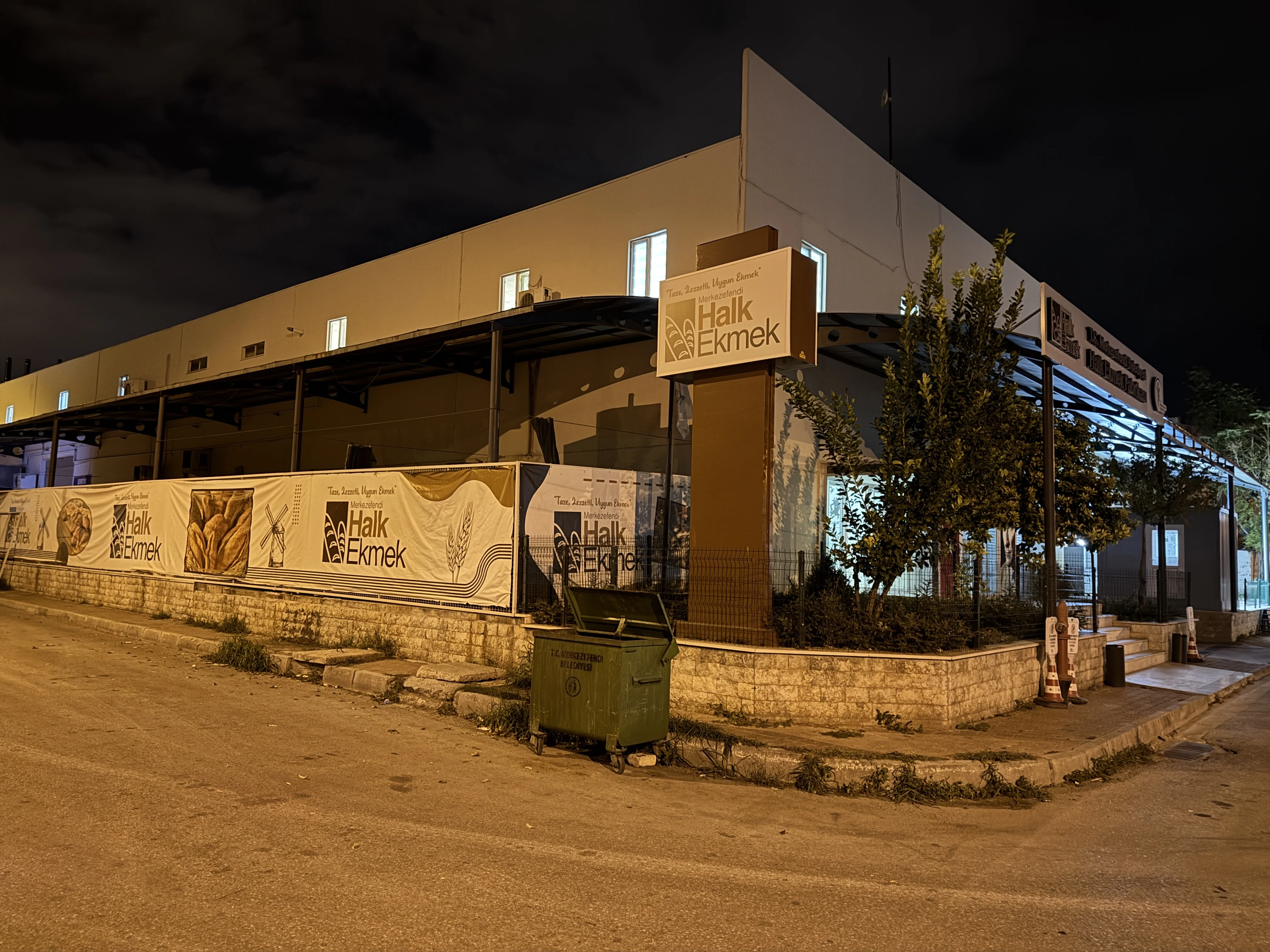 Denizli Halk Ekmek Fabrikasında Fare Skandalı! Üretim Durduruldu1
