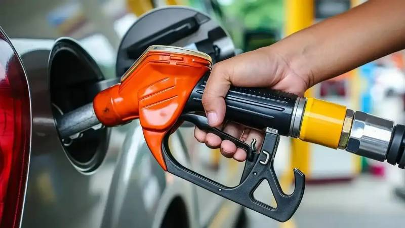 Döviz Ve Petrol Fiyatları Akaryakıtı Uçurdu Yeni Zam Kapıda