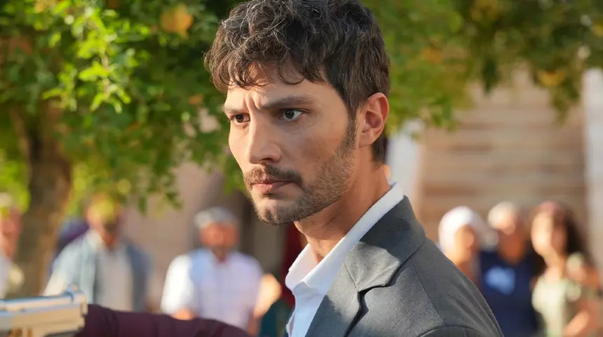 Halef’in Başrolü İlhan Şen Kimdir Ve Nerelidir, Sevgilisi Kim, Kaç Yaşında