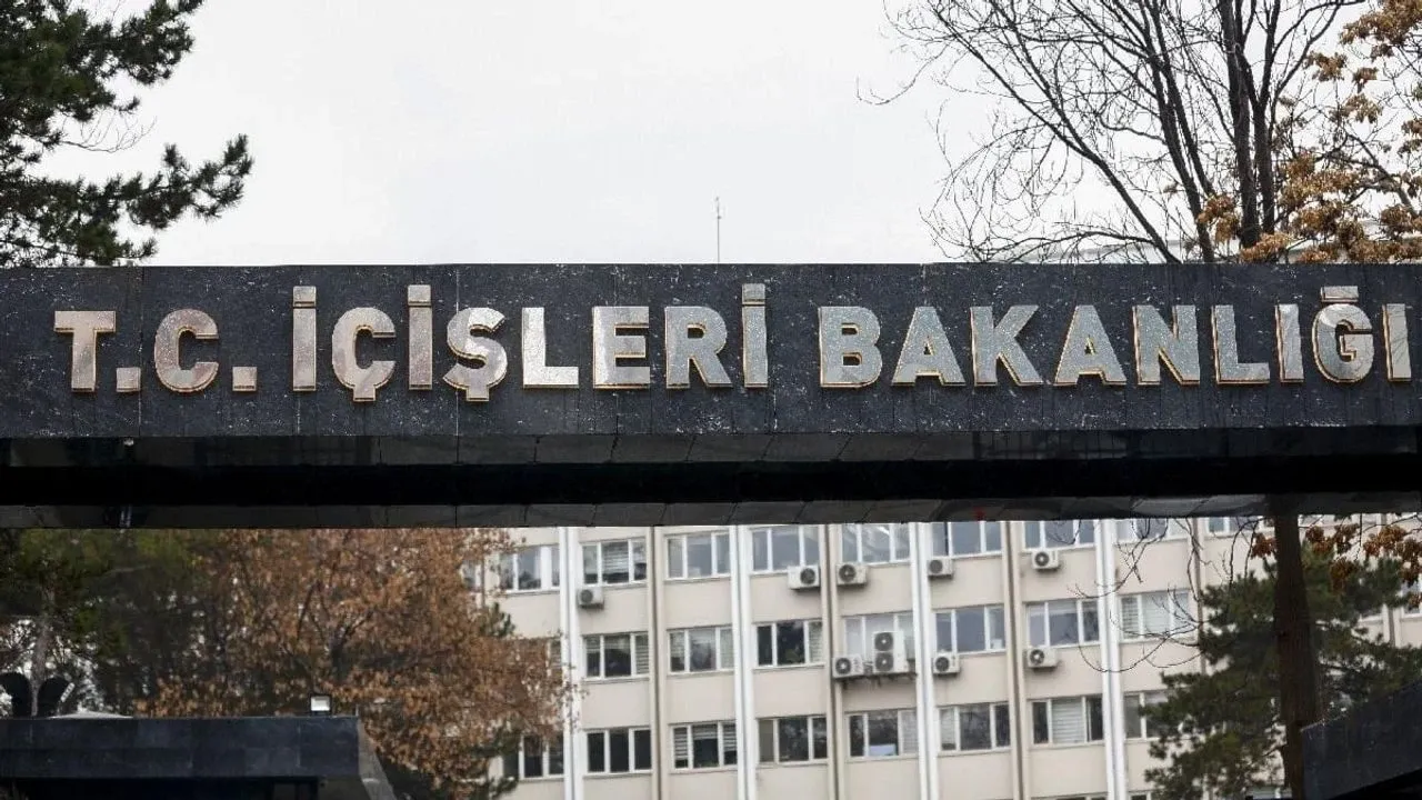İçişleri Bakanlığı’ndan Yeni Uygulama Vatandaşlar Telefonundan Suç Ihbarı Yapabilecek2