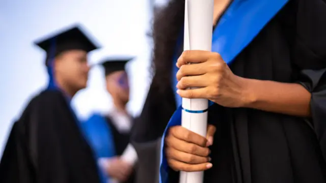 İkinci Sahte Diploma Vakası 92 Kişi Gözaltına Alındı1