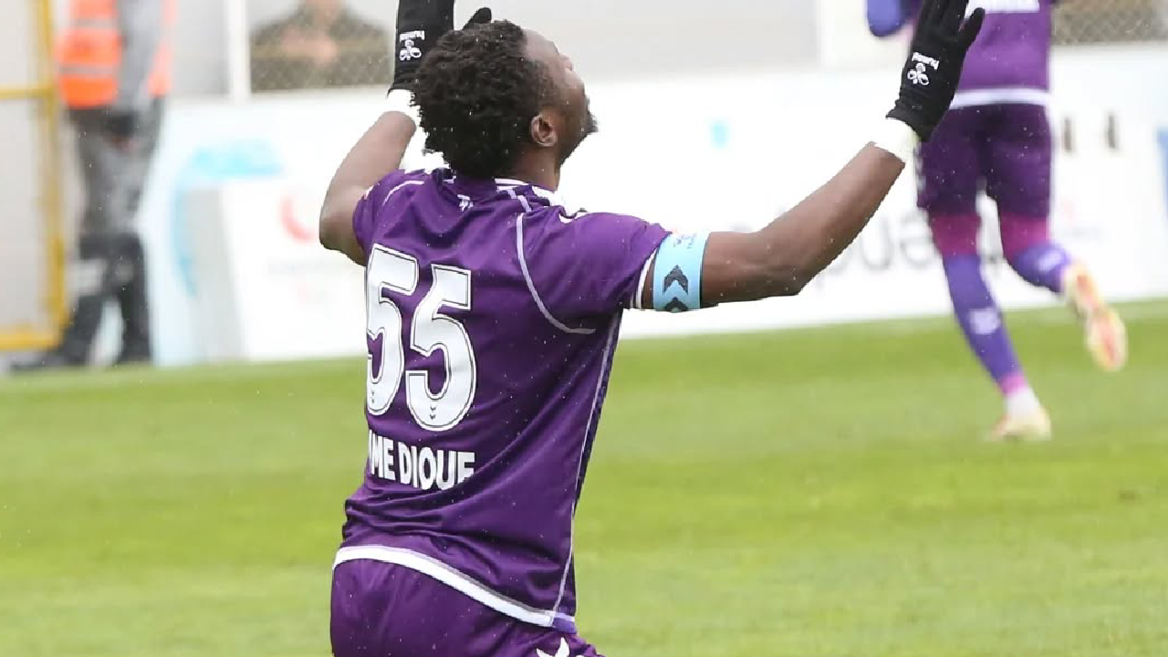 Mame Diouf (1)