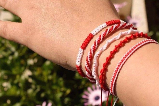 Marteniçka Nedir, Ne Anlama Gelir Ne Zaman Takılır3
