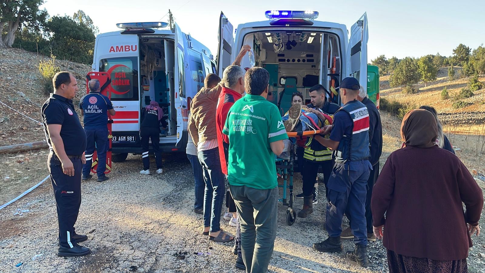 Mersin’de Tarım Işçilerini Taşıyan Minibüs Şarampole Düştü! Ölü Ve Yaralılar Var2