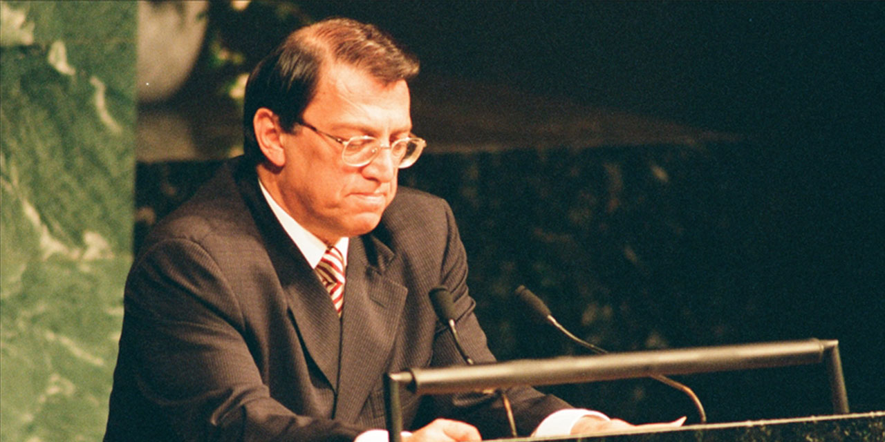 Mesut Yılmaz Kimdir