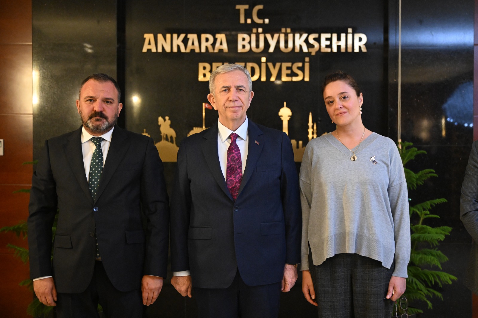 Minguzzi Ailesinden Mansur Yavaş Ziyareti! Ahmet’in Ismi Kaykay Parkına Verilecek3